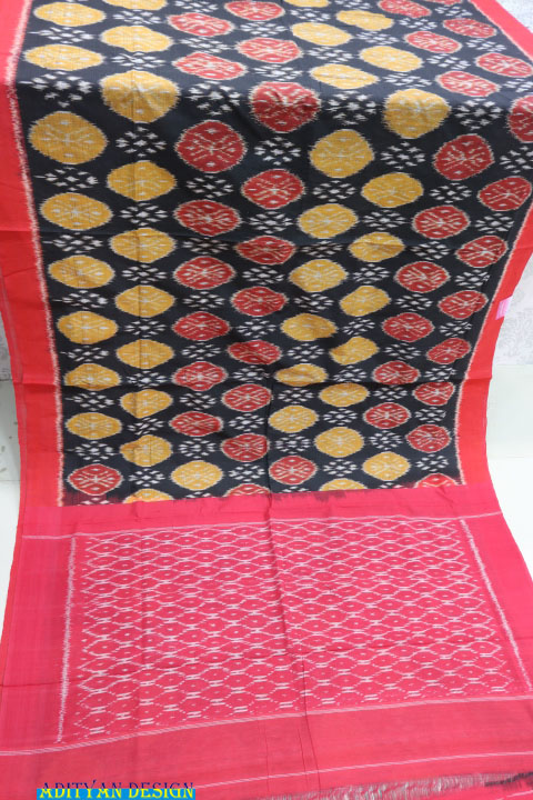 POCHAMPALLI IKKAT COTTON SAREE.