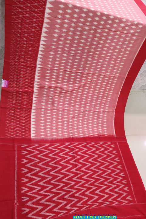 POCHAMPALLI IKKAT COTTON SAREE.