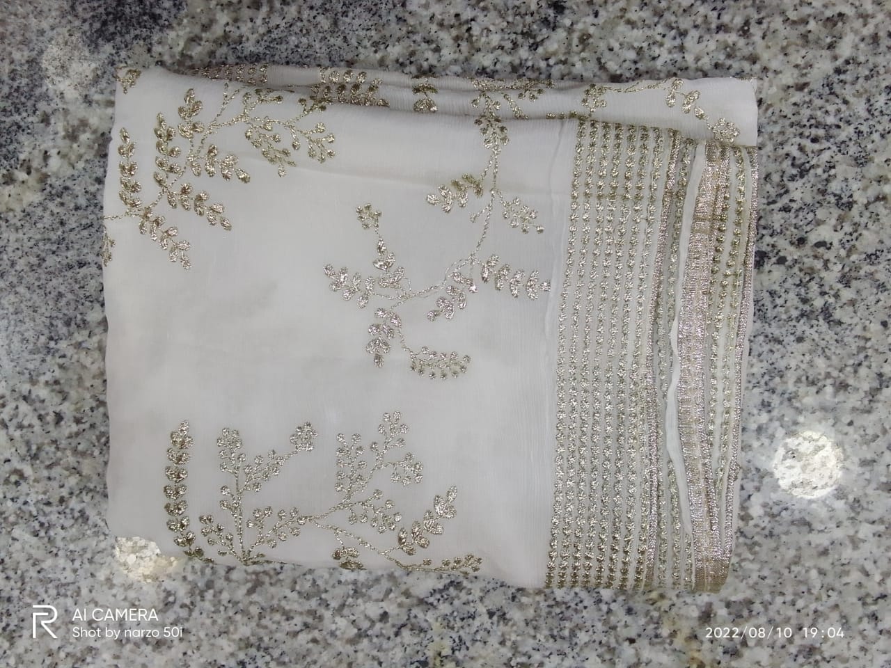 CHINON DYEBLE CHUNNI