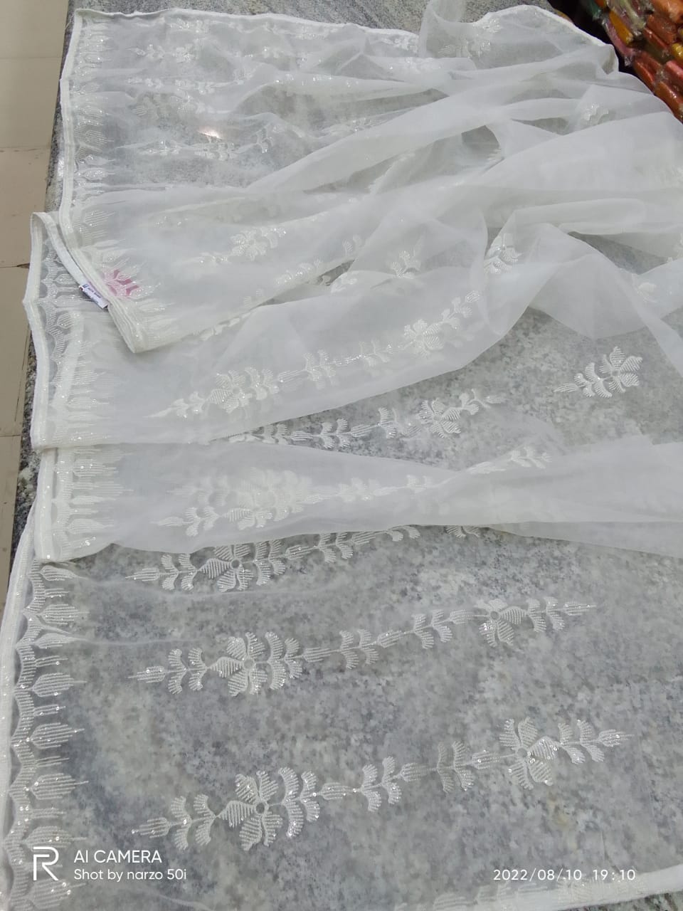 ORGENZA DYEBLE CHUNNI 