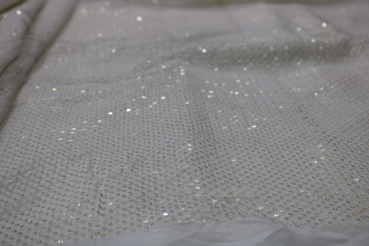 GEORGATTE DYEBLE  MATERIAL. 