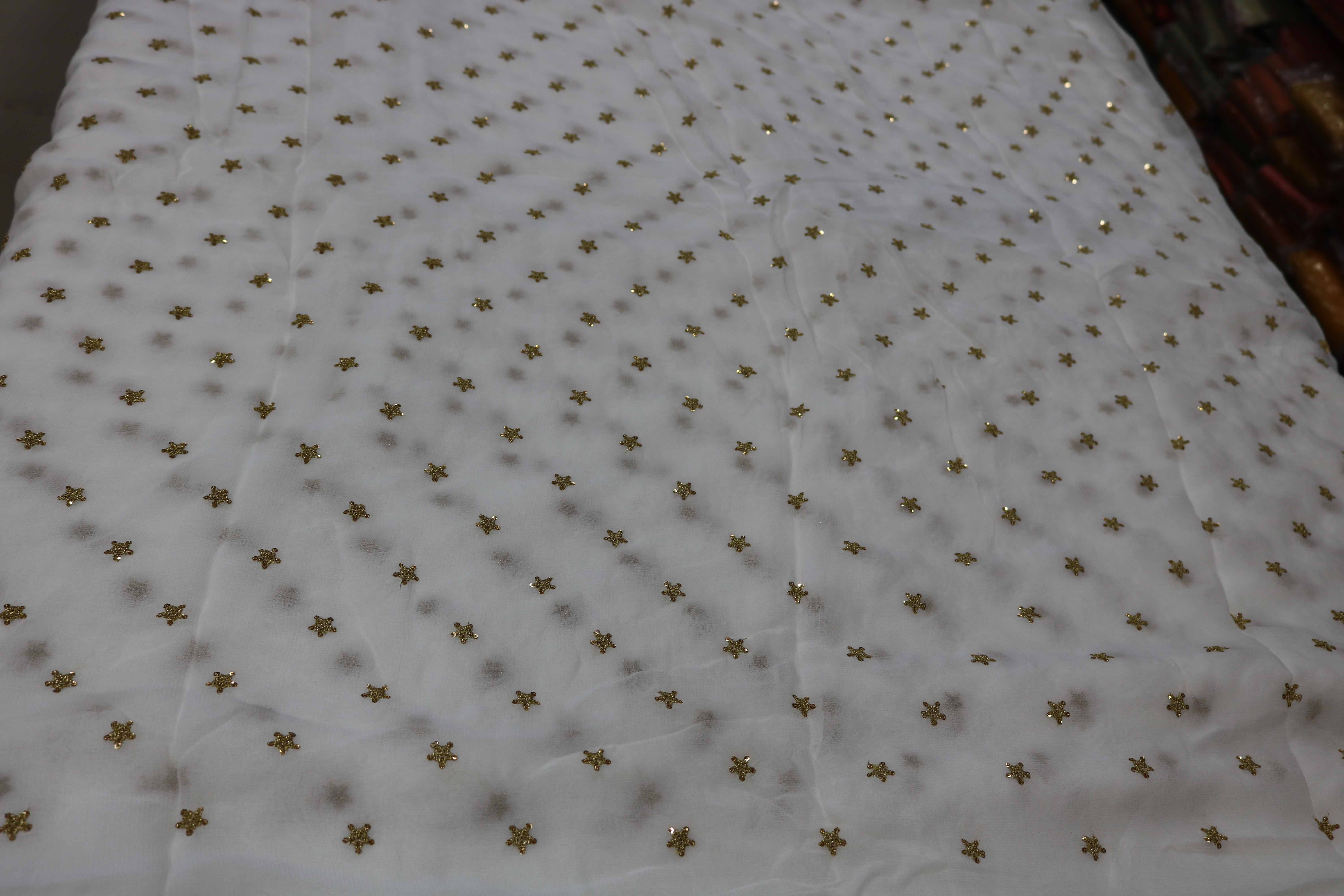 GEORGATTE DYEBLE  MATERIAL.