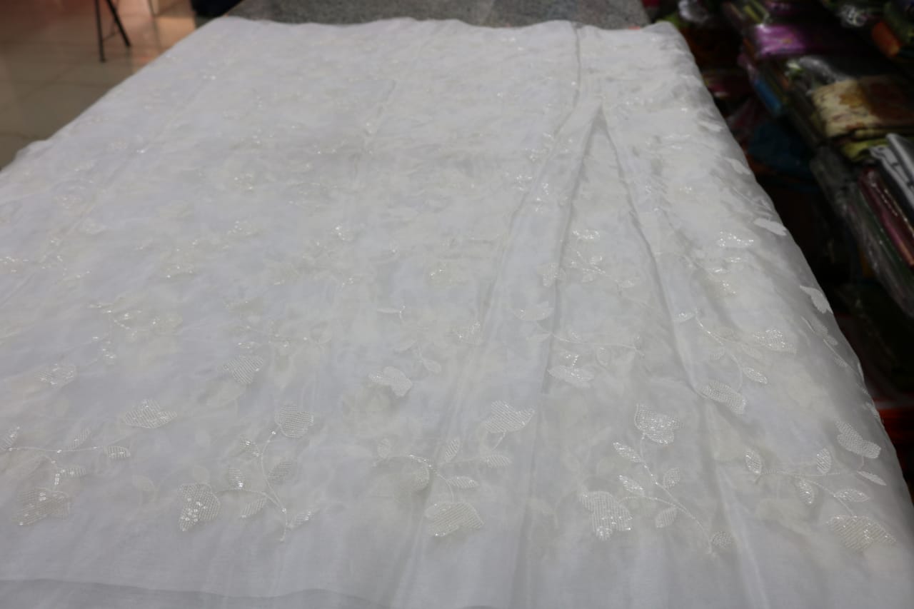 ORGANZA DYEBLE  MATERIAL.